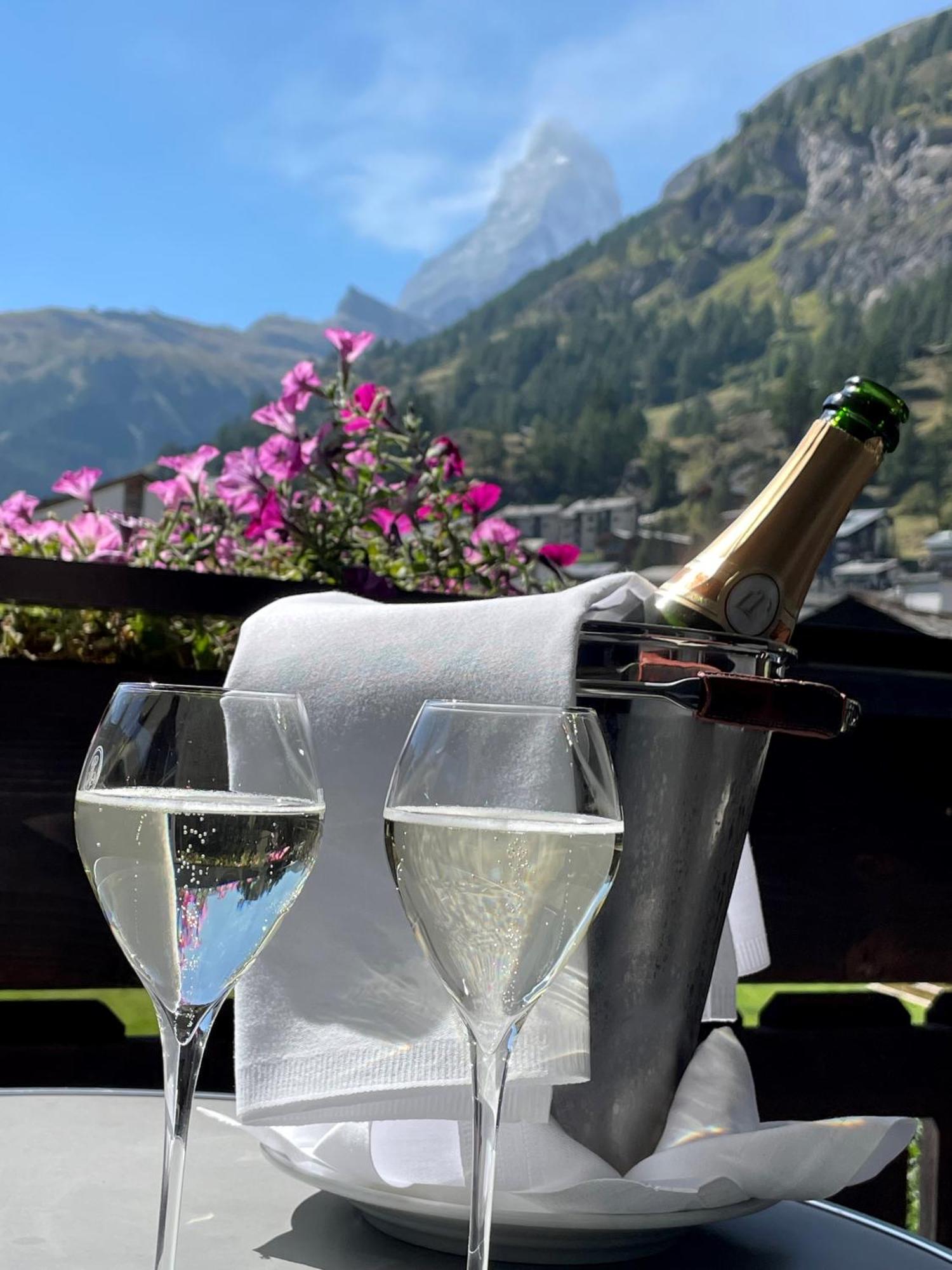 Mirabeau Etoile Hotel Zermatt Exterior foto